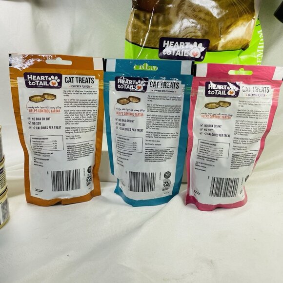 Heart To Tail Premium Adult Cat Starter Food Kit - Dry And Wet Food W 3 Treats - Picture 6 of 11